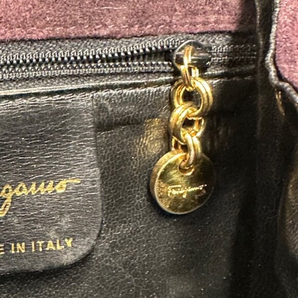 🔥🔥🔥Salvatore Ferragamo Suede Plum/Burgundy Color Crossbody/Shoulder Bag EUC! - Picture 15 of 16